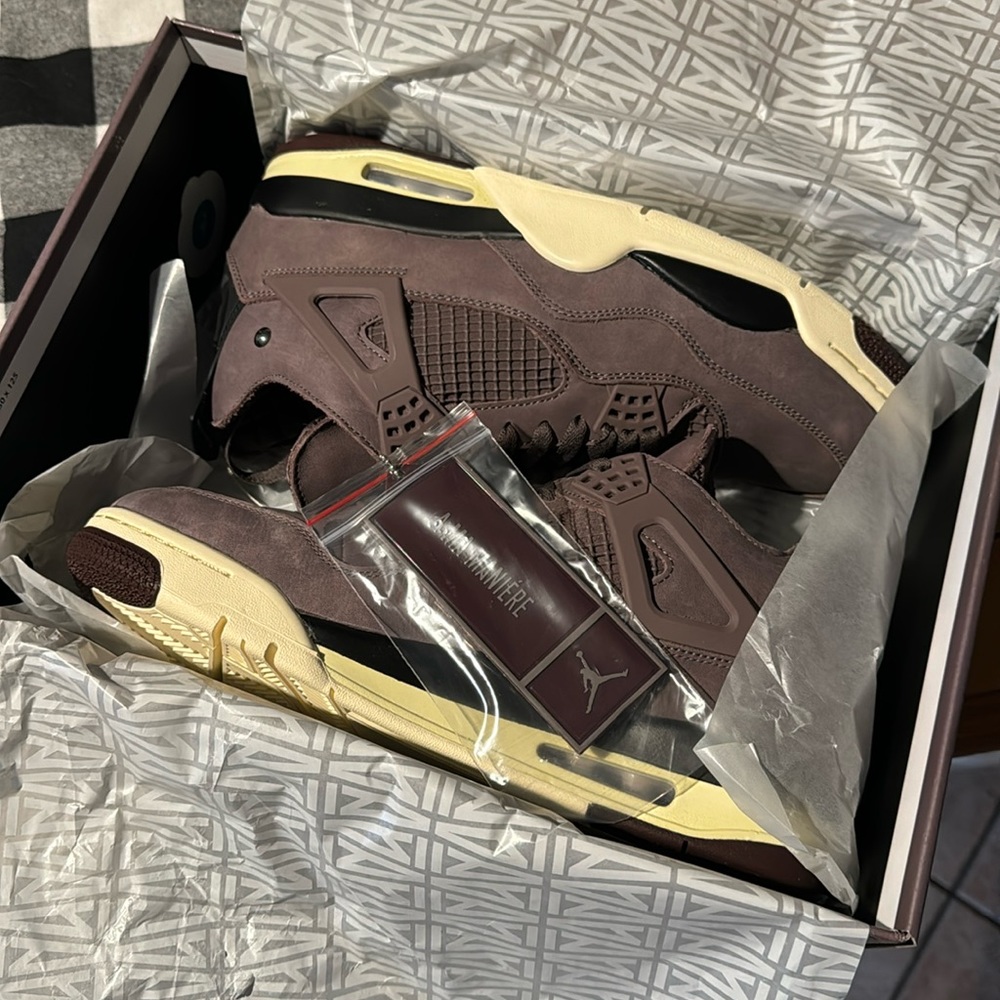 Jordan 4 A Ma Maniere (NIB)